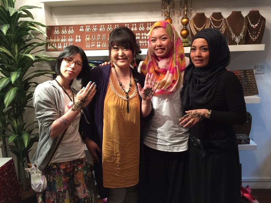 シンガポール 　ヘナ