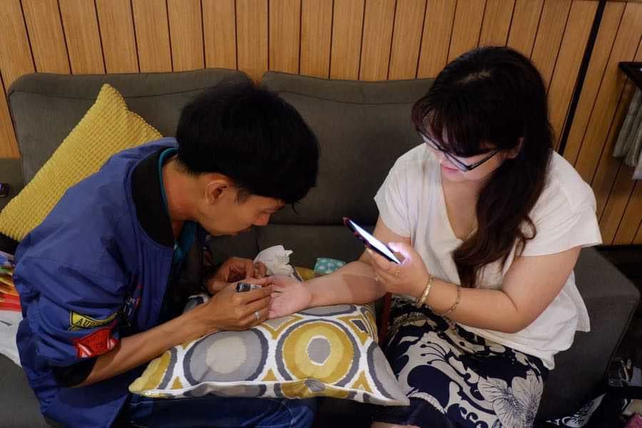 インドネシア　ヘナ　レッスン