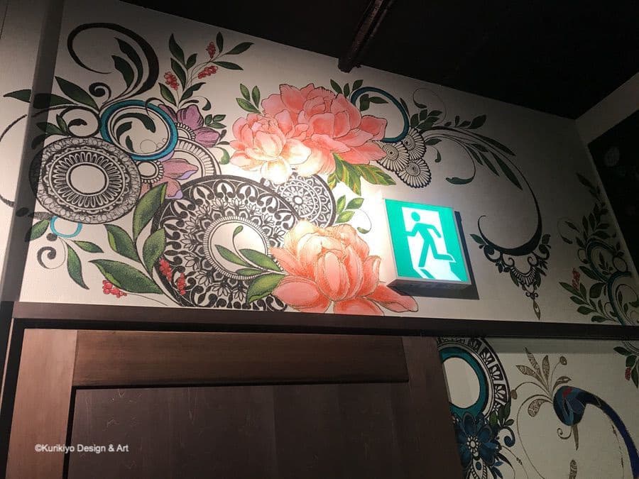 栗清デザイン　壁画　心斎橋